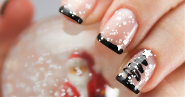 15 Stunning Christmas Nail Designs Postris 15 Stunning Christmas Nail Designs - 15 Stunning Christmas Nail Designs Postris