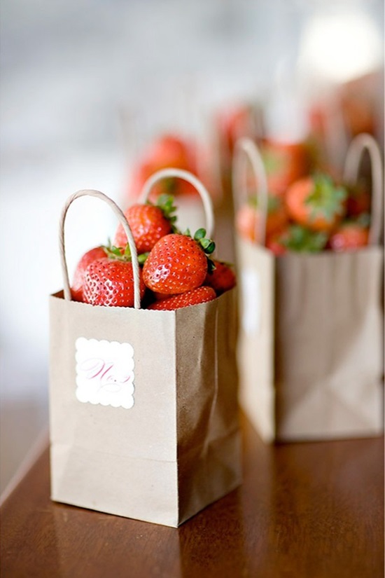 Sweet Treats 15 Fabulous Edible Wedding Favor Ideas